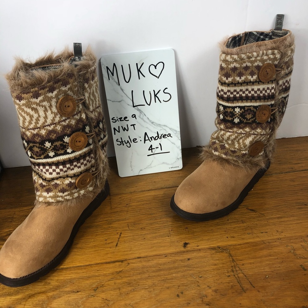 SIZE 9 MUK LUKS 4-1 BOOT